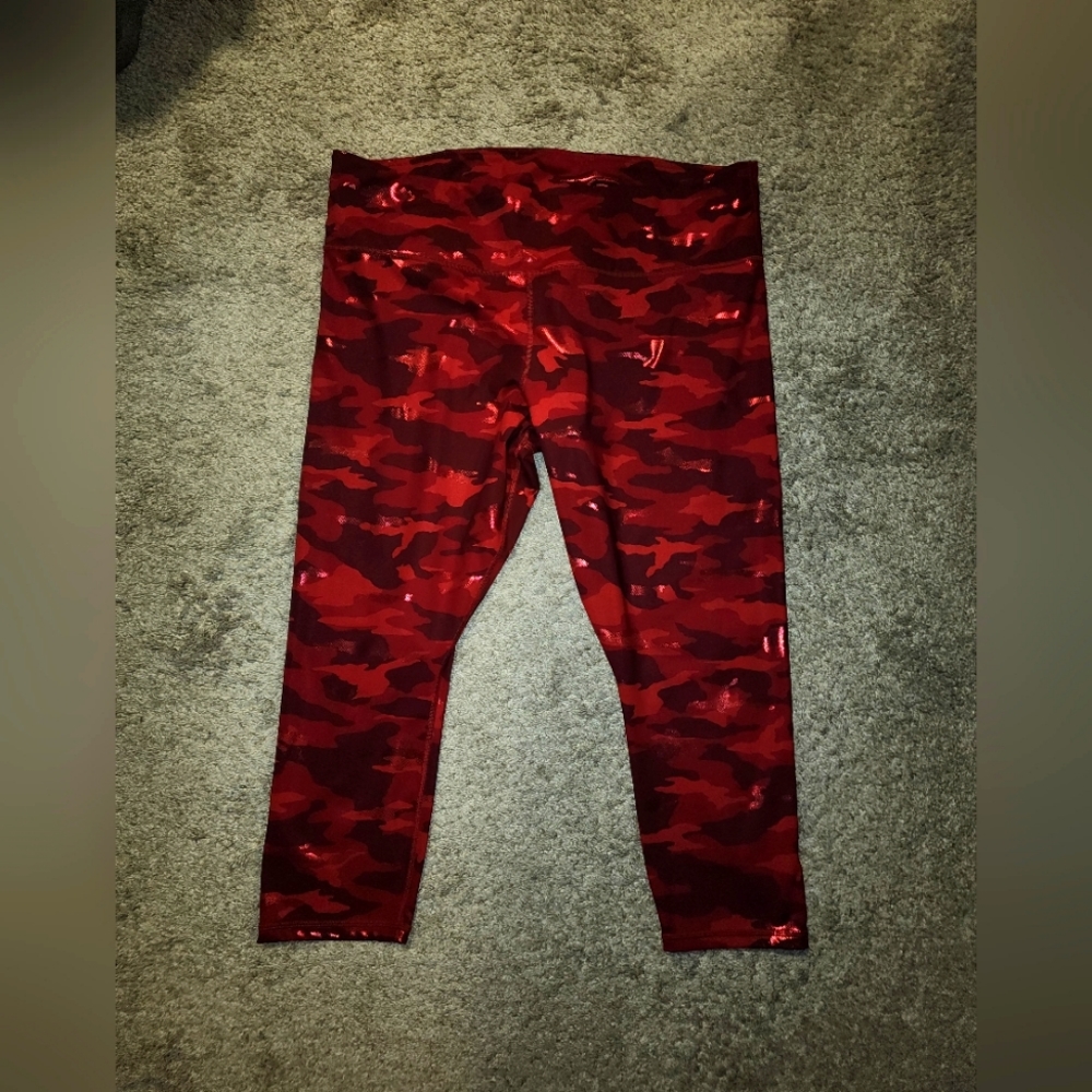 Athleta Brand Elation Train 7/8 Tight Leggings Camo Metallic Red Size 3XL In e